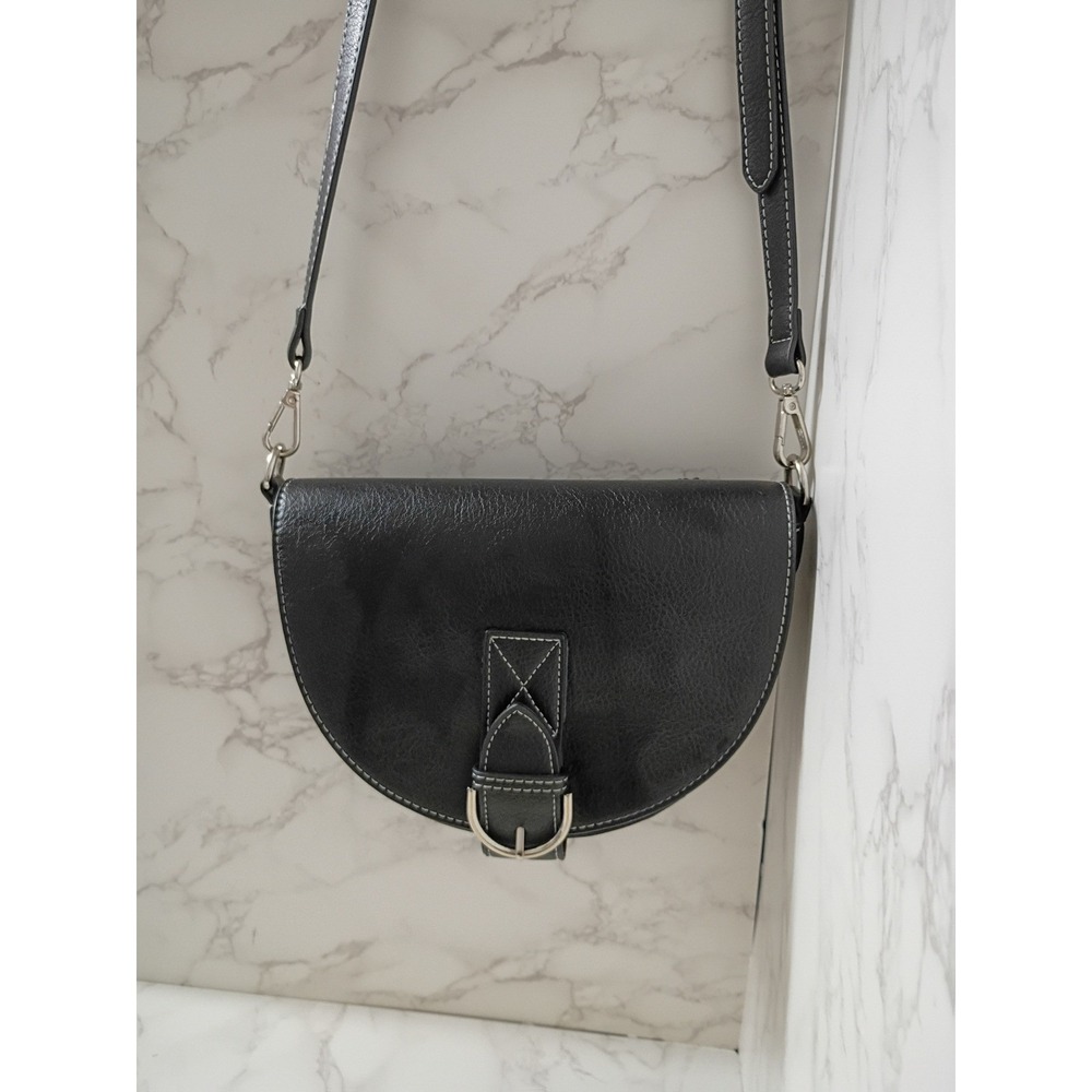 URBAN OUTFITTERS Black Crossbody‎ Bag - NWOT